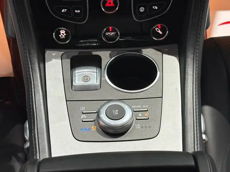 2015 Rapide 6.0L S — миниатюра 16