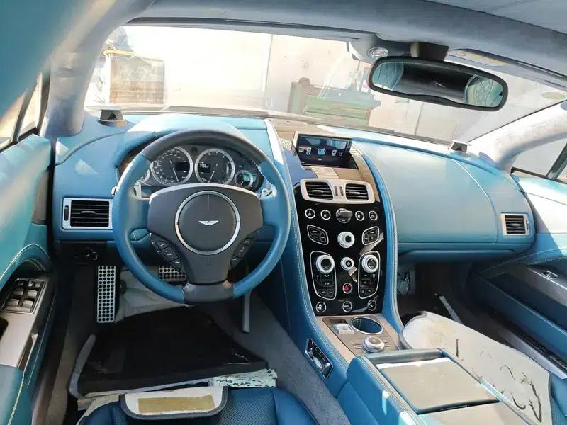 2019 Rapide 4.0T Automatic 4WD 4-Seater (Parallel Import) — миниатюра 11