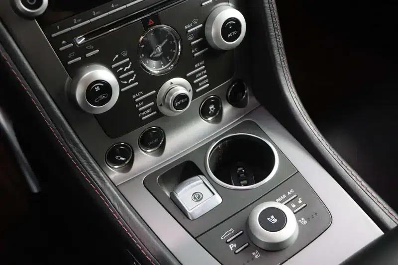 2010 Rapide 6.0L — миниатюра 22