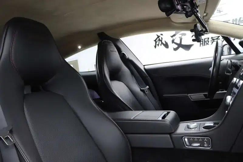 2010 Rapide 6.0L — миниатюра 28