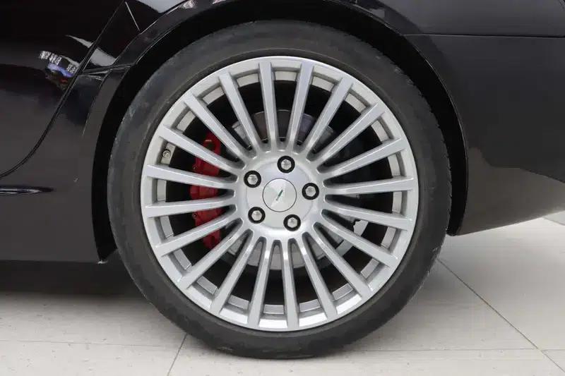 2010 Rapide 6.0L — миниатюра 9