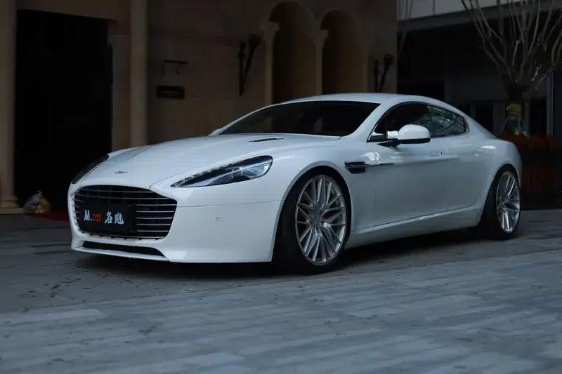 2016 Rapide 6.0L S — миниатюра 1