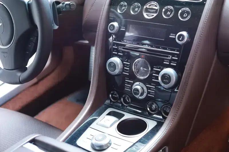 2016 Rapide 6.0L S — миниатюра 11
