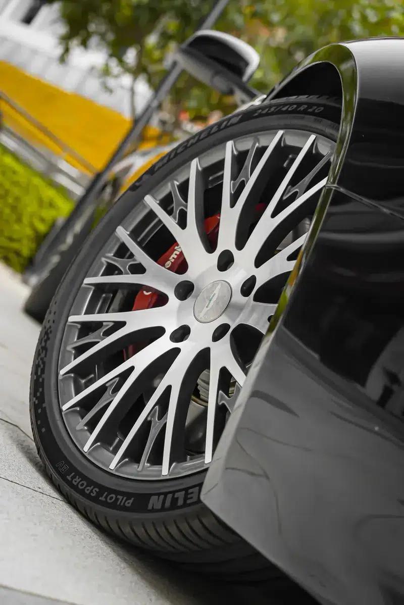 2010 Rapide 6.0L — миниатюра 9