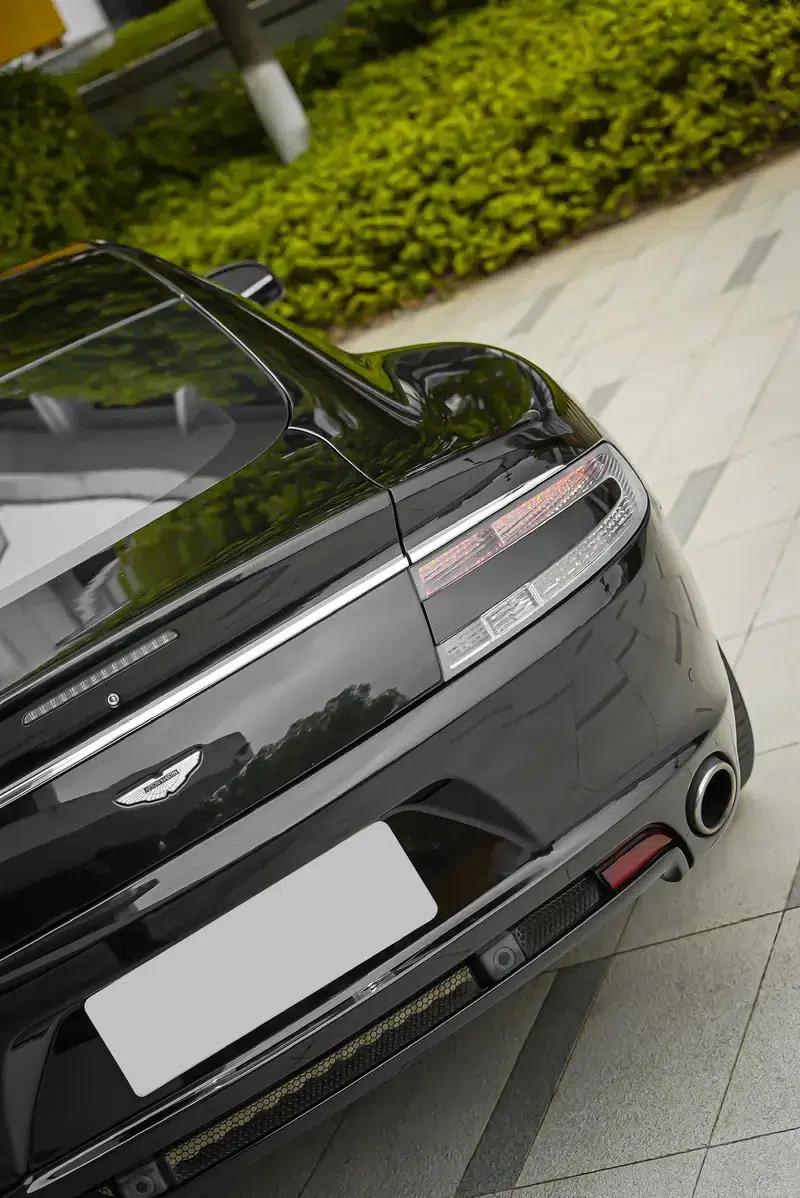 2010 Rapide 6.0L — миниатюра 10
