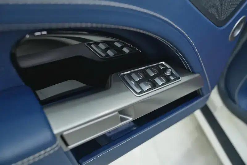 2017 Rapide 6.0L S — миниатюра 29