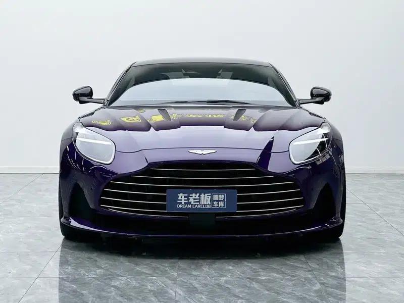 Aston Martin DB12 2024 4.0T V8 Coupe — миниатюра 2