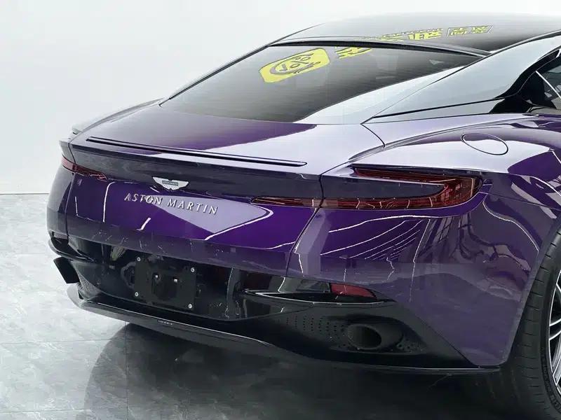 Aston Martin DB12 2024 4.0T V8 Coupe — миниатюра 13