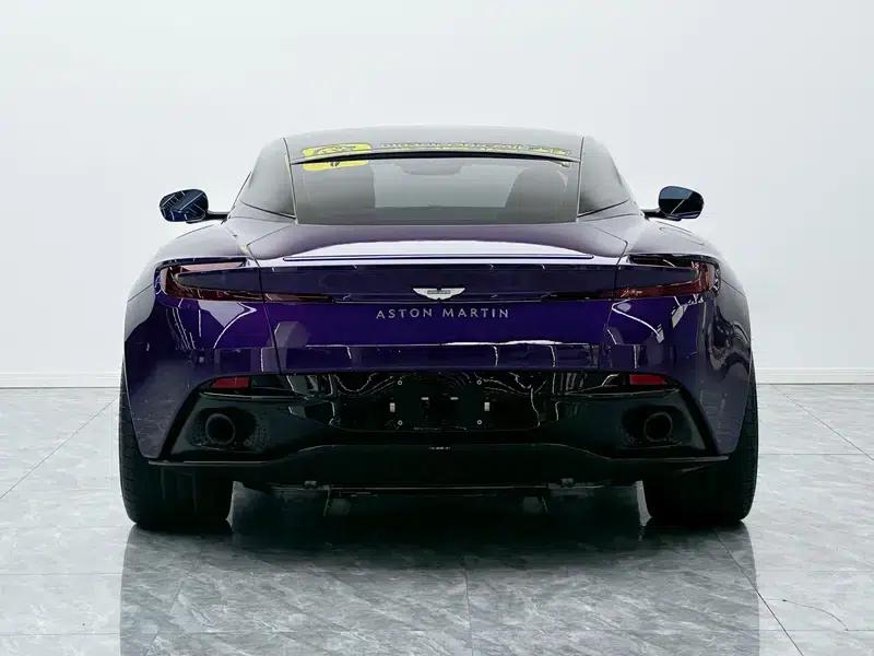 Aston Martin DB12 2024 4.0T V8 Coupe — миниатюра 5