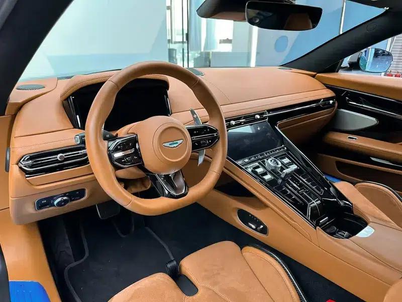 Aston Martin DB12 2024 4.0T V8 Coupe — миниатюра 20