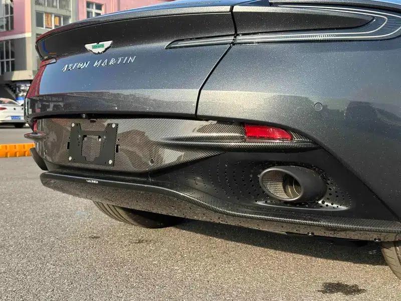 Aston Martin DB12 2024 4.0T V8 Coupe — миниатюра 14