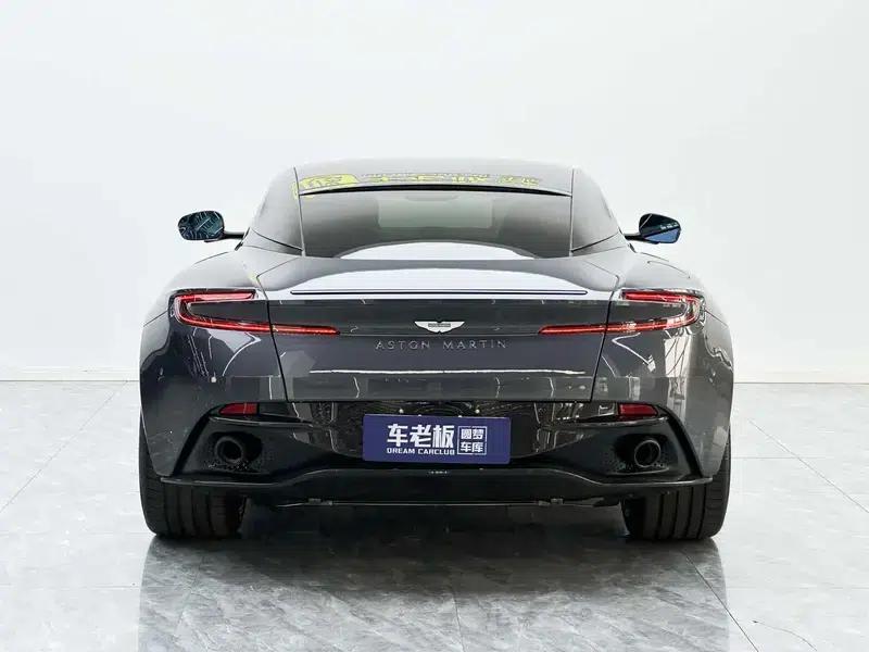 Aston Martin DB12 2024 4.0T V8 Coupe — миниатюра 4