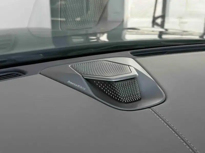 Aston Martin DB12 2024 4.0T V8 Coupe — миниатюра 6