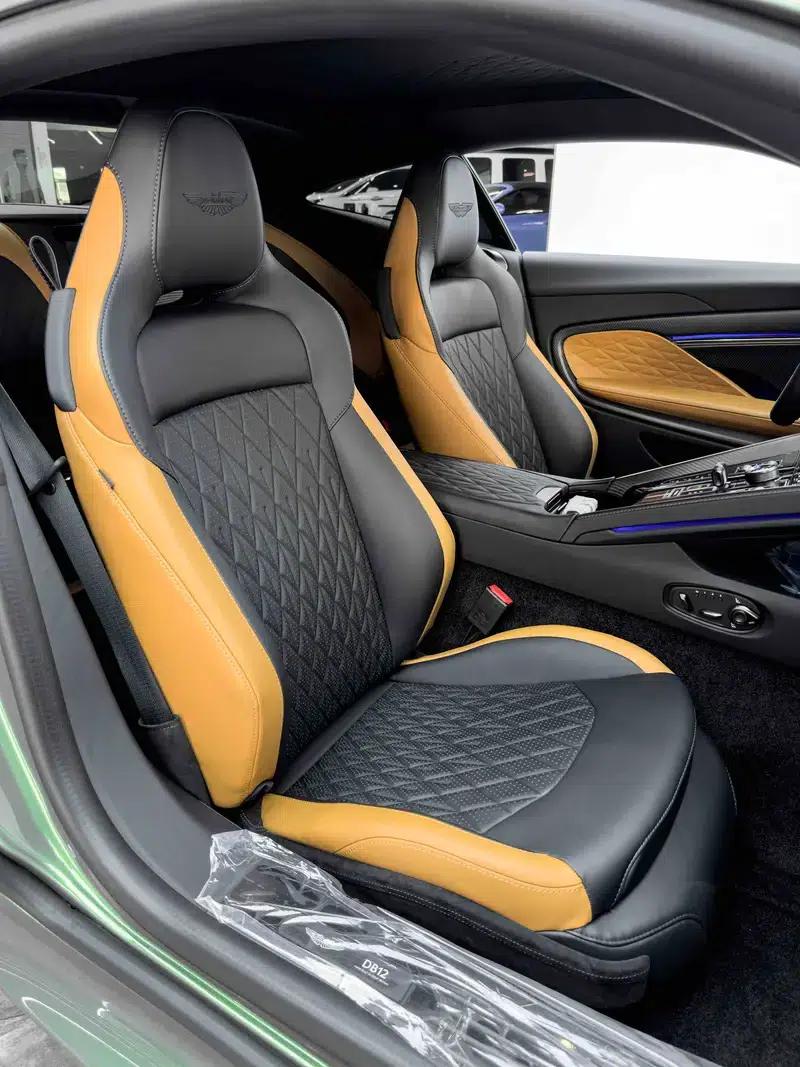 Aston Martin DB12 2024 4.0T V8 Coupe — миниатюра 26