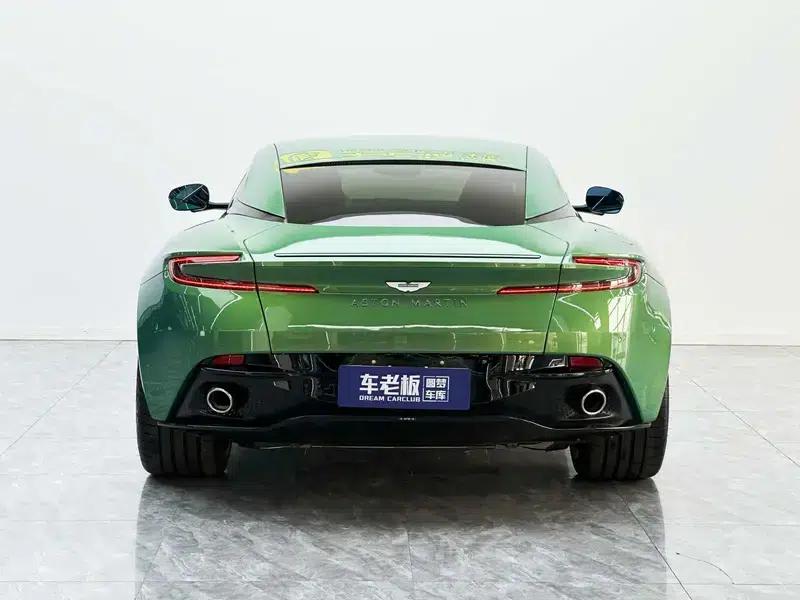 Aston Martin DB12 2024 4.0T V8 Coupe — миниатюра 5