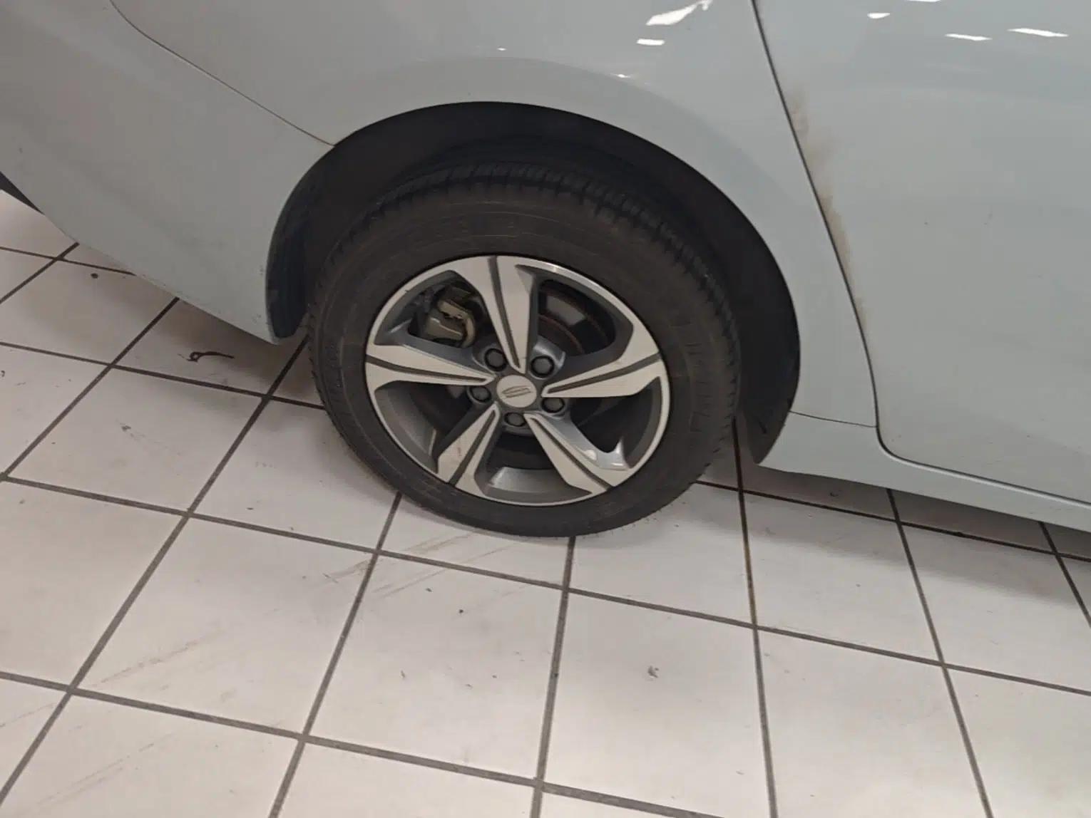 Geely Auto Emgrand L HiP 2022 1.5TD-DHT Pro 100KM Super Clean — миниатюра 11