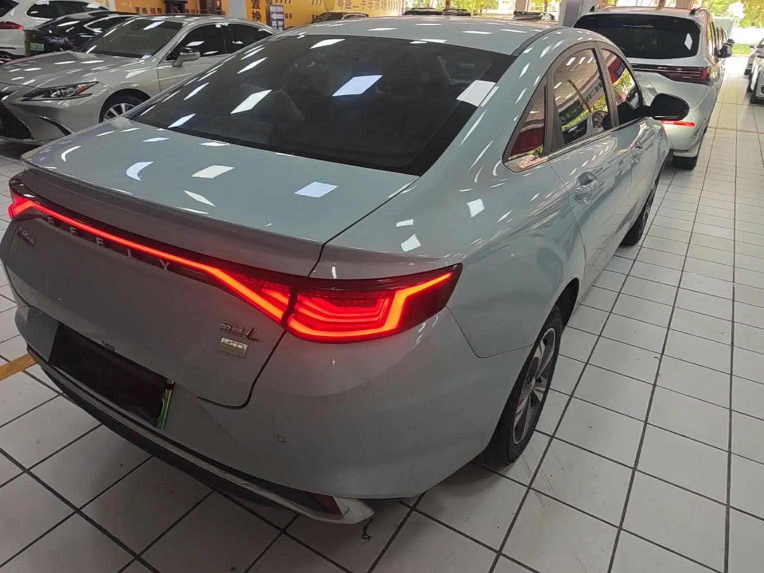 Geely Auto Emgrand L HiP 2022 1.5TD-DHT Pro 100KM Super Clean — миниатюра 6