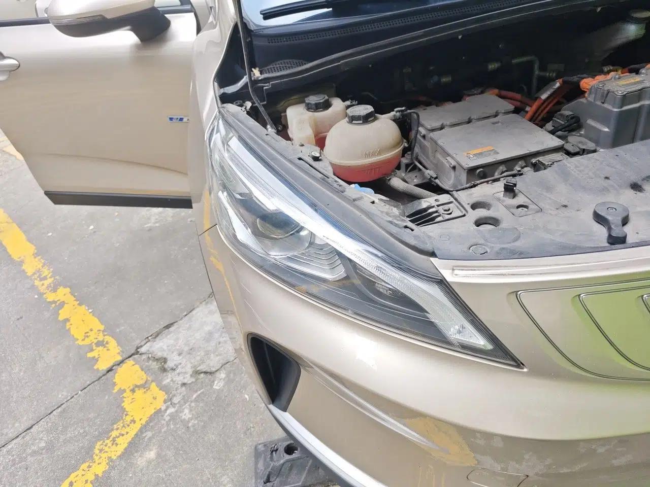Geely Auto Emgrand GSe 2018 LingShang Model — миниатюра 7