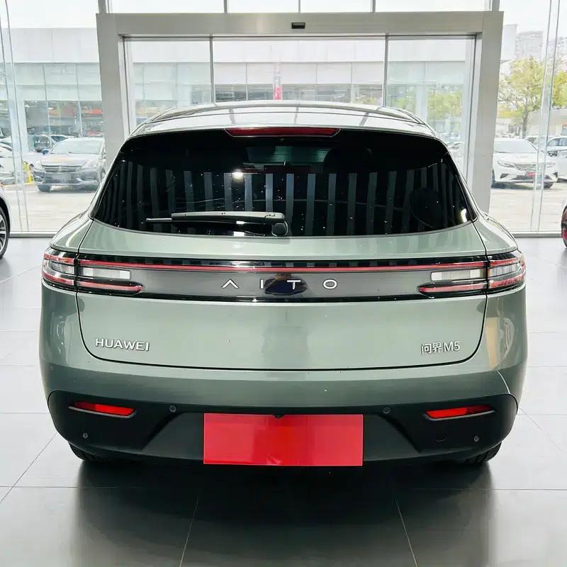 Wenjie M5 2022 Extended Range AWD Performance Edition — миниатюра 5