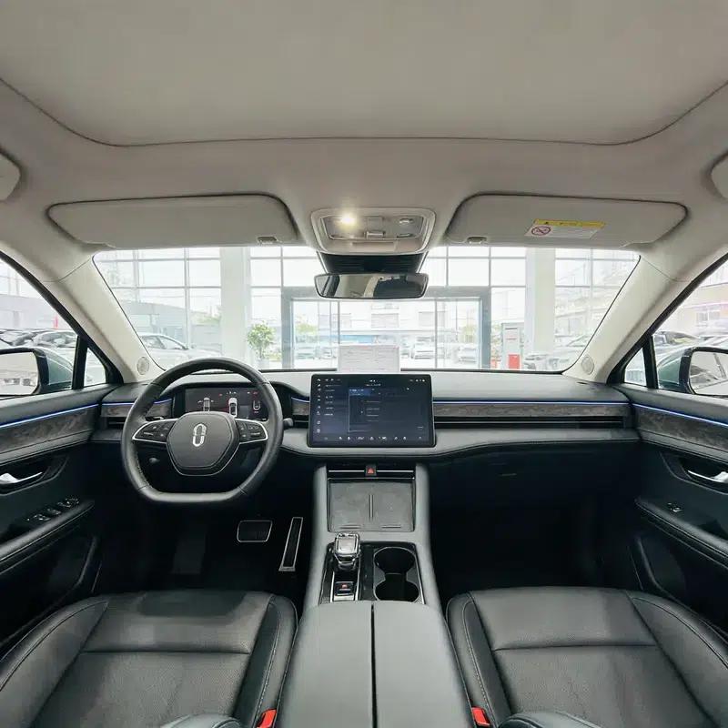 Wenjie M5 2022 Extended Range AWD Performance Edition — миниатюра 7