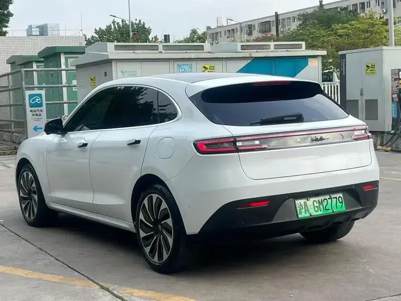 Wenjie M5 2022 Extended Range AWD Performance Edition — миниатюра 3
