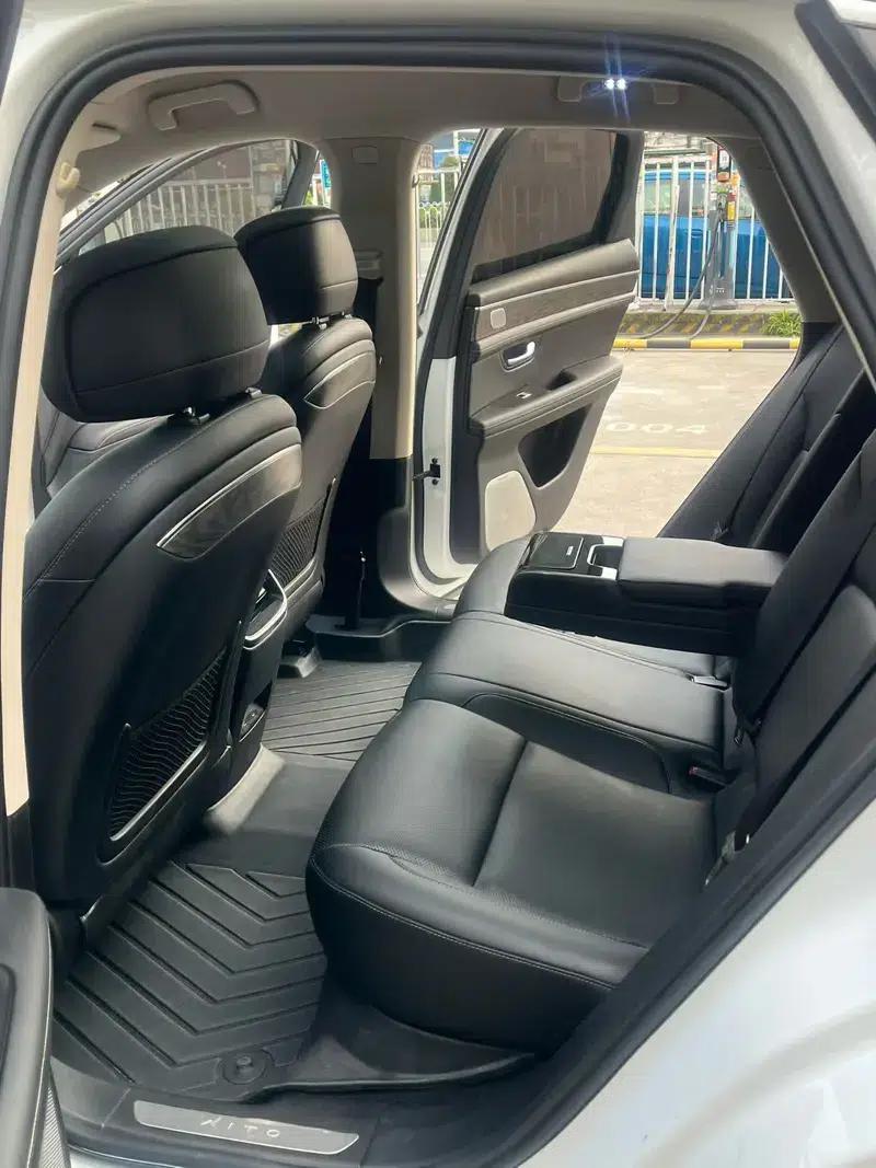 Wenjie M5 2022 Extended Range AWD Performance Edition — миниатюра 8