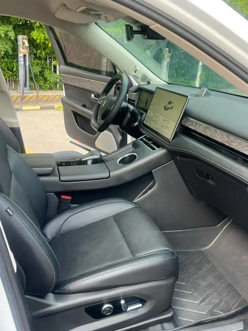 Wenjie M5 2022 Extended Range AWD Performance Edition — миниатюра 9