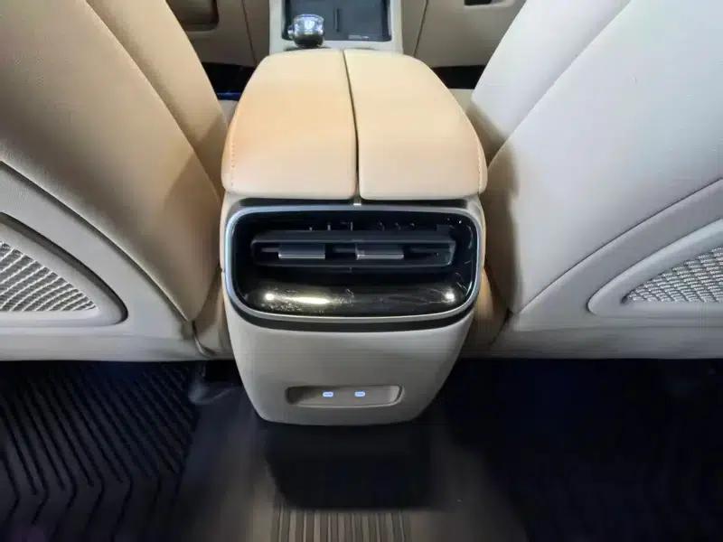 Wenjie M5 2024 Range Extended Max RS 4WD High-End Intelligent Driving Edition — миниатюра 7