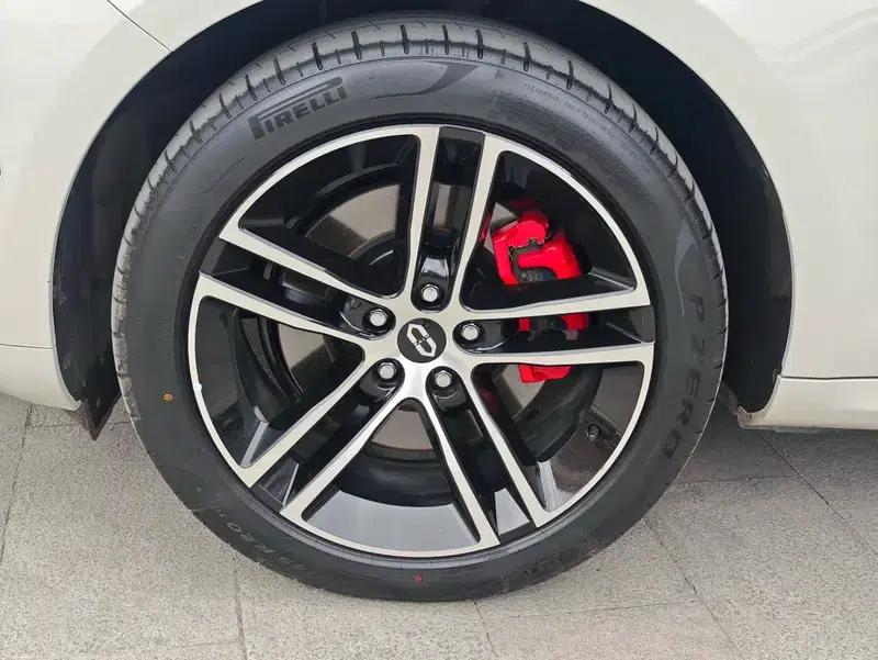 Wenjie M5 2025 Ultra Range Extended Rear-Wheel Drive — миниатюра 15