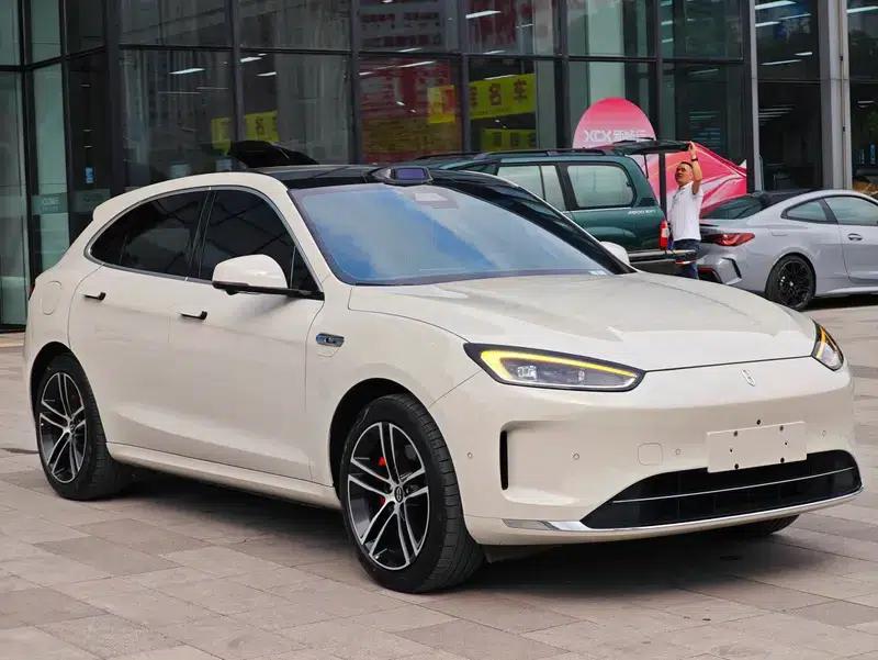 Wenjie M5 2025 Ultra Range Extended Rear-Wheel Drive — миниатюра 3