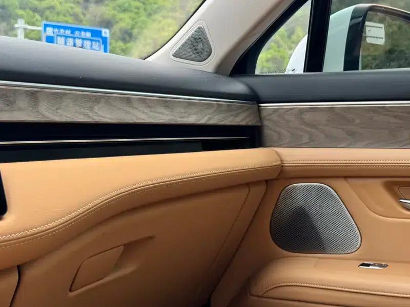 Wenjie M5 2022 Extended Range 4WD Flagship Edition — миниатюра 6