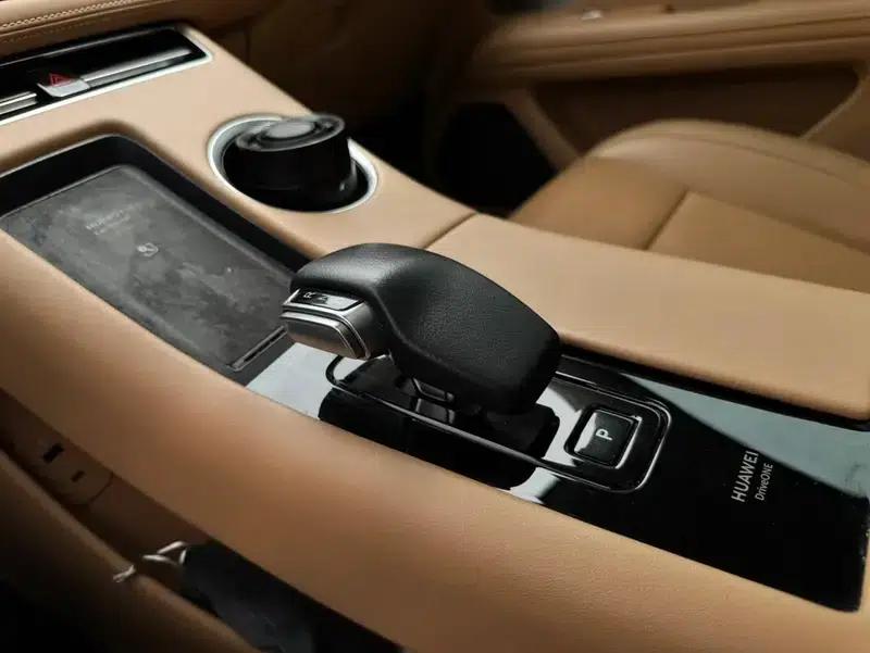 Wenjie M5 2022 Extended Range 4WD Flagship Edition — миниатюра 10