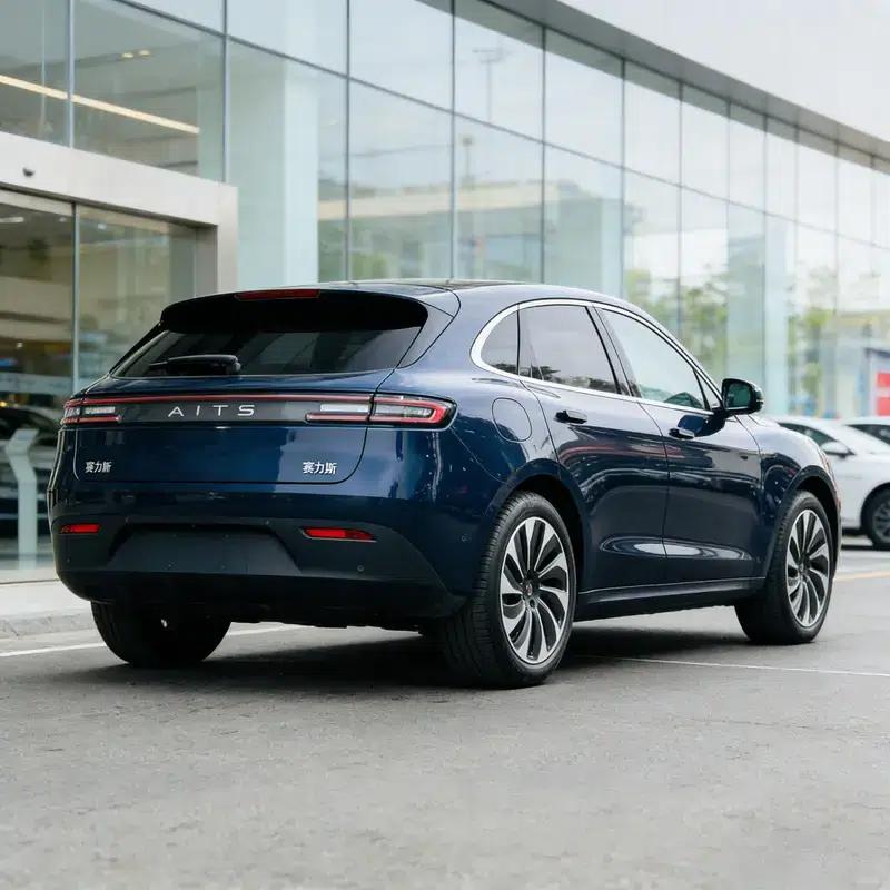 Wenjie M5 2022 Extended Range AWD Performance Edition — миниатюра 6