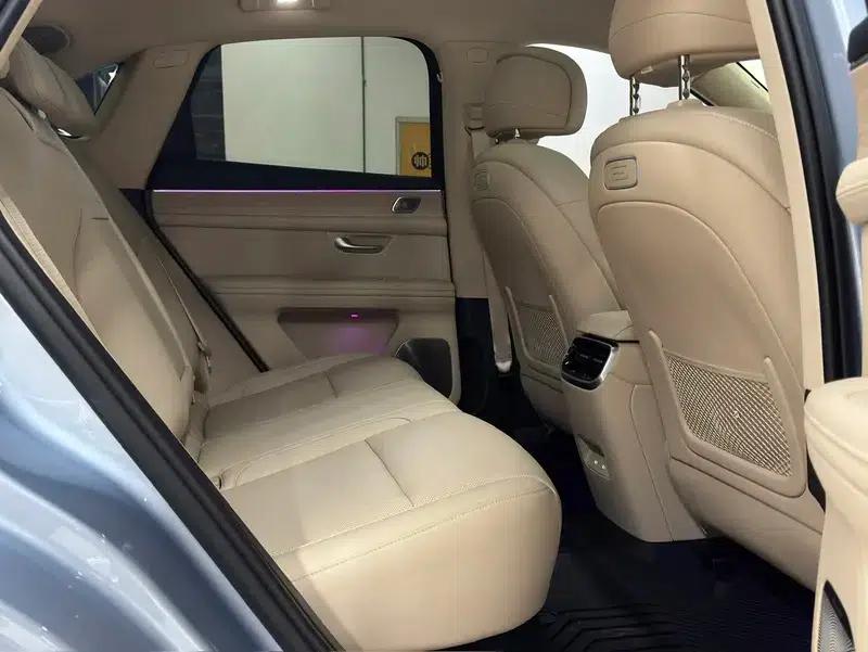Wenjie M5 2024 Range Extended Max Rear-Wheel Drive High-End Intelligent Driving Edition — миниатюра 19