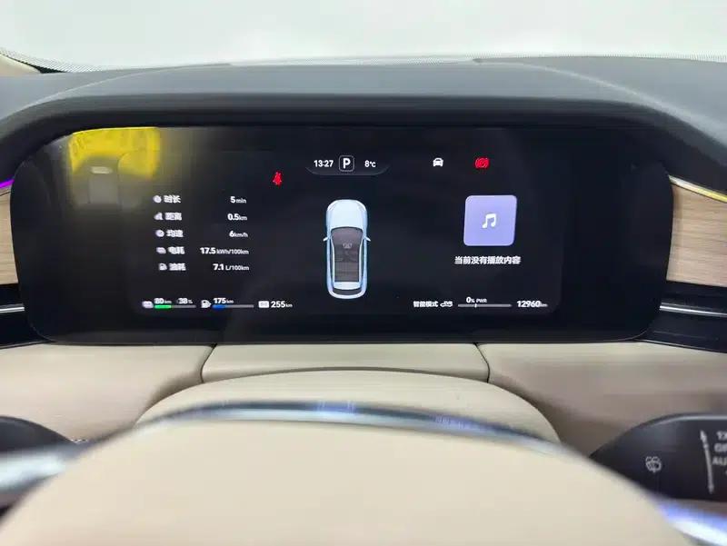 Wenjie M5 2024 Range Extended Max Rear-Wheel Drive High-End Intelligent Driving Edition — миниатюра 10