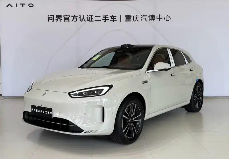 Wenjie M5 2025 Ultra Range Extended Rear-Wheel Drive — миниатюра 1