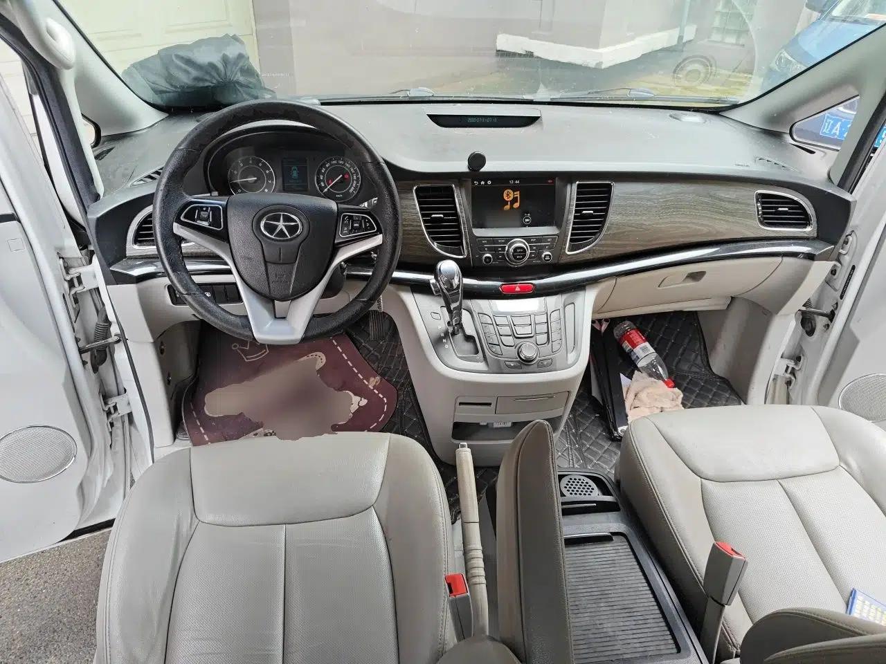 JAC Group Refine M5 2013 2.0T Gasoline Automatic Business Edition — миниатюра 9