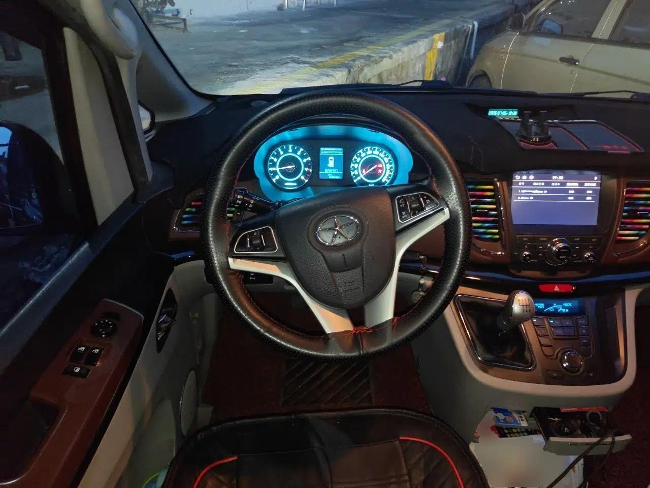 JAC Group Refine M5 2016 2.0T Gasoline Manual Business Edition — миниатюра 10