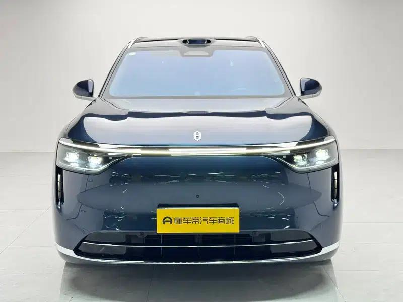 Wenjie M8 2025 Extended Range Ultra 5-Seat 4WD (192-line LiDAR) — миниатюра 2