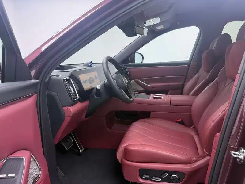 Wenjie M8 2025 Extended Range Ultra 5-Seat 4WD (192-line LiDAR) — миниатюра 9