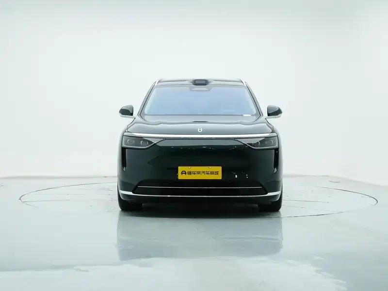 Wenjie M8 2025 Extended Range Max+ 6-Seat 4WD Version (192-line LiDAR) — миниатюра 2