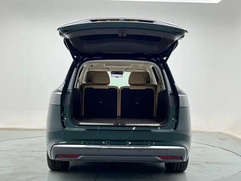 Wenjie M8 2025 Extended Range Max+ 6-Seat 4WD Version (192-line LiDAR) — миниатюра 29