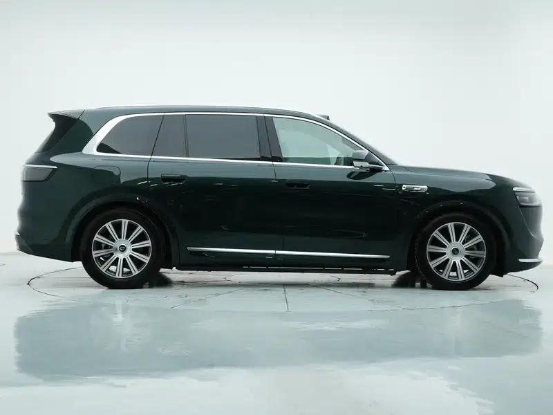 Wenjie M8 2025 Extended Range Max+ 6-Seat 4WD Version (192-line LiDAR) — миниатюра 8