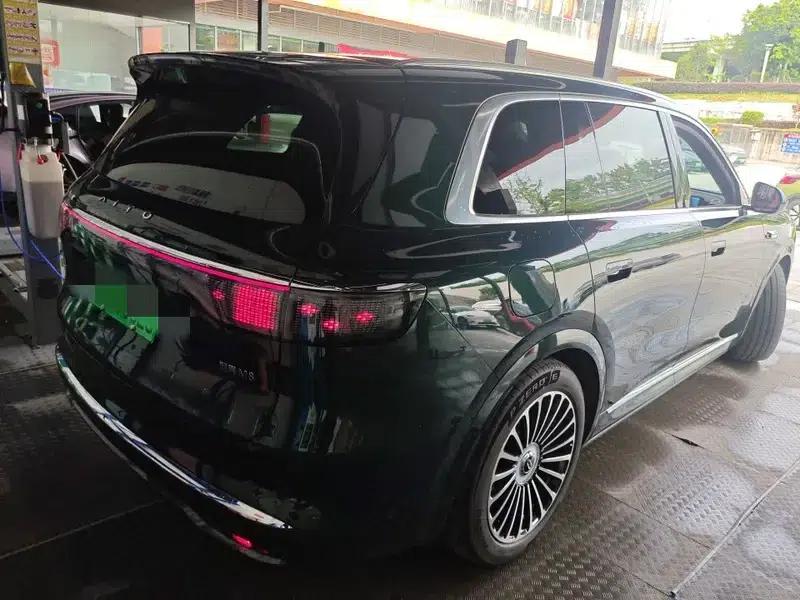 Wenjie M8 2025 Extended Range Ultra 6-Seat 4WD (192-line LiDAR) — миниатюра 3