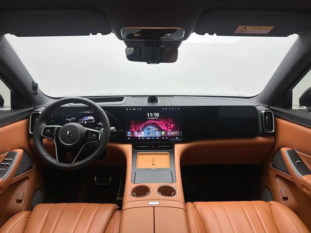 Wenjie M8 2025 Extended Range Max+ 5-Seat 4WD Version (192-line LiDAR) — миниатюра 14