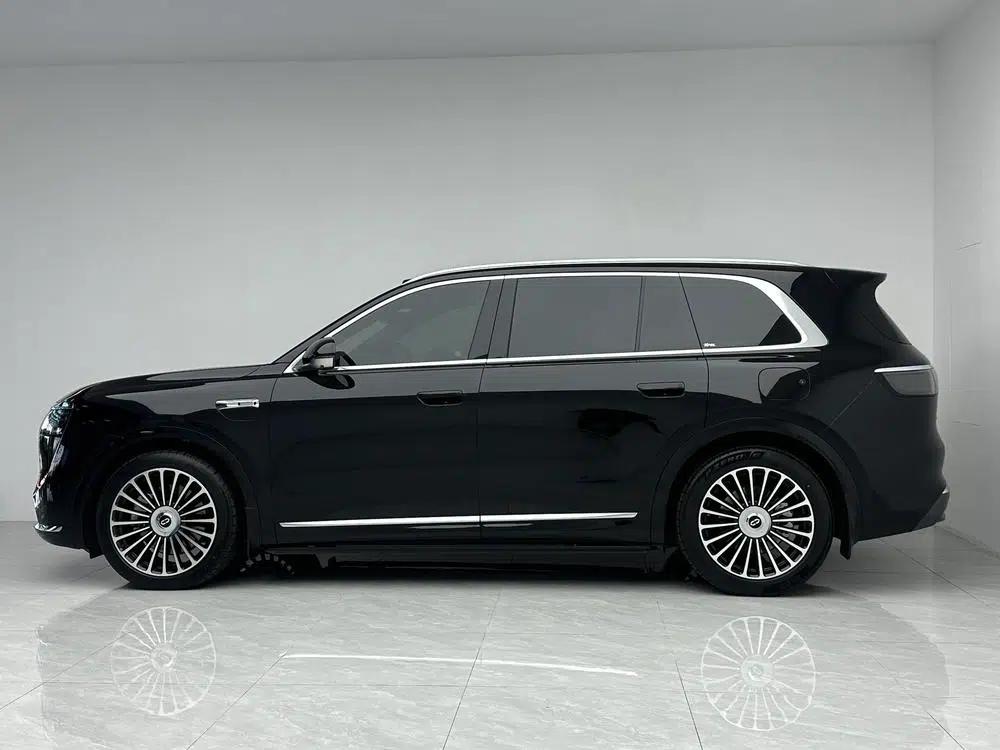 Wenjie M8 2025 Extended Range Max+ 5-Seat 4WD Version (192-line LiDAR) — миниатюра 4