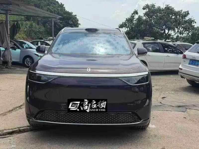 Wenjie M8 2025 Pure Electric Max+ Six-Seat Long Range Version (192-line LiDAR) — миниатюра 2
