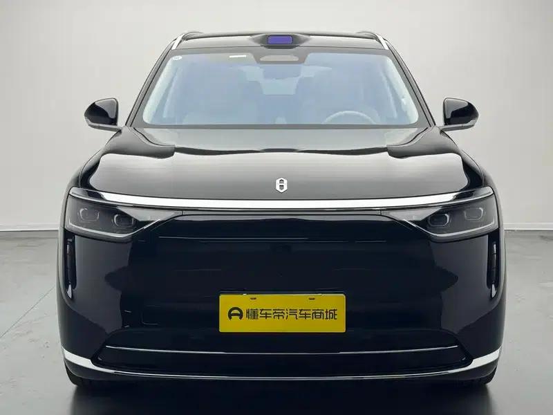 Wenjie M8 2025 Extended Range Ultra 6-Seat 4WD (192-line LiDAR) — миниатюра 2