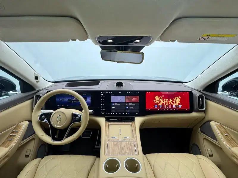 Wenjie M8 2025 Extended Range Ultra 6-Seat 4WD (192-line LiDAR) — миниатюра 14