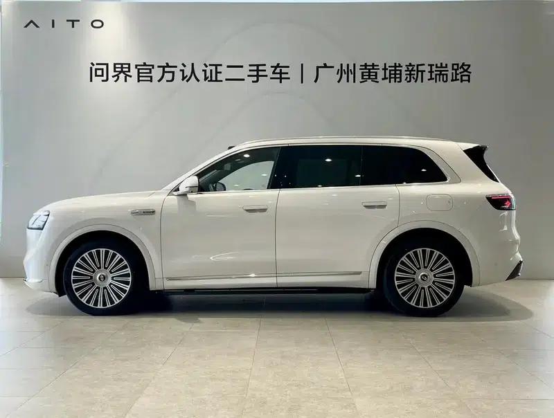 Wenjie M8 2025 Extended Range Ultra 6-Seat 4WD (192-line LiDAR) — миниатюра 3